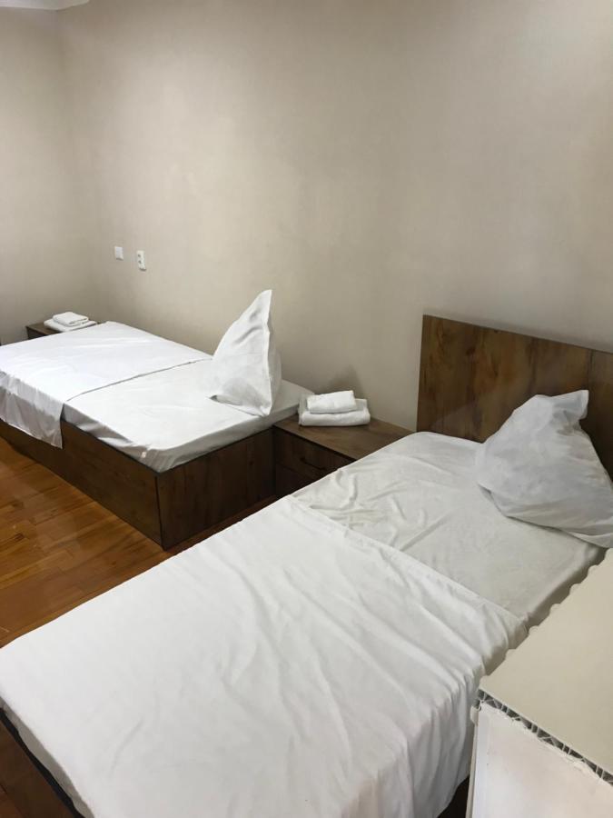 Astoria B&B Oš Exteriér fotografie