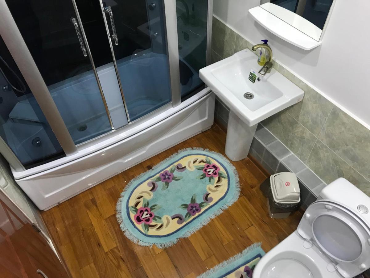 Astoria B&B Oš Exteriér fotografie