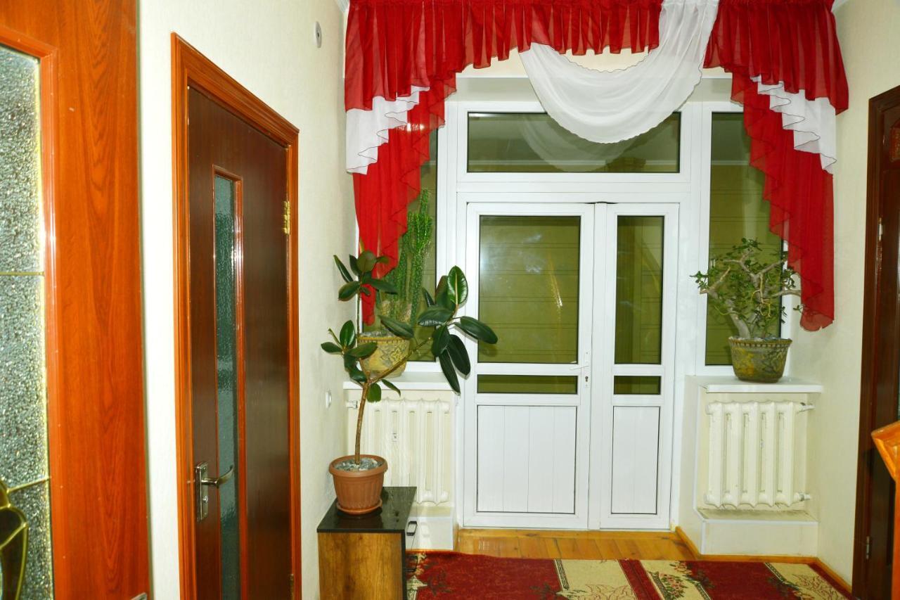 Astoria B&B Oš Exteriér fotografie