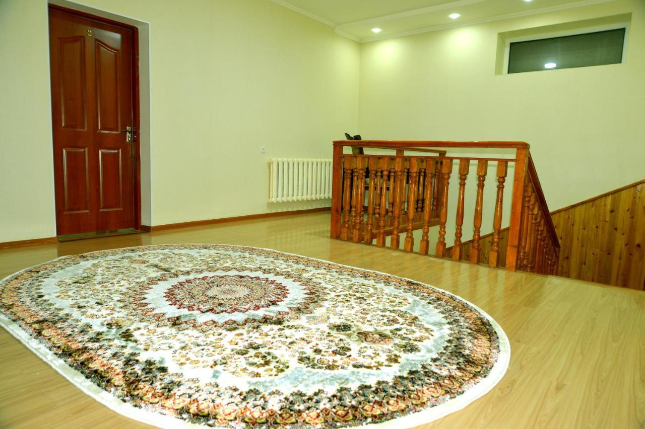 Astoria B&B Oš Exteriér fotografie