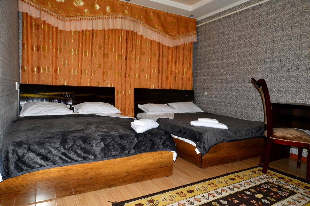 Astoria B&B Oš Exteriér fotografie